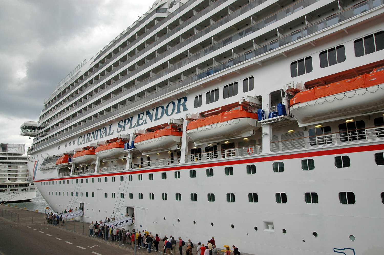 carnival-splendor7