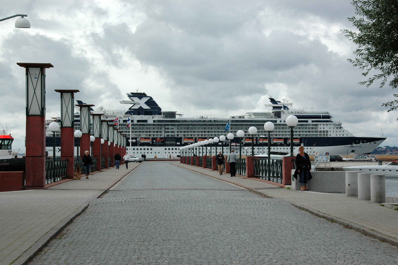 celebrity-constellation11