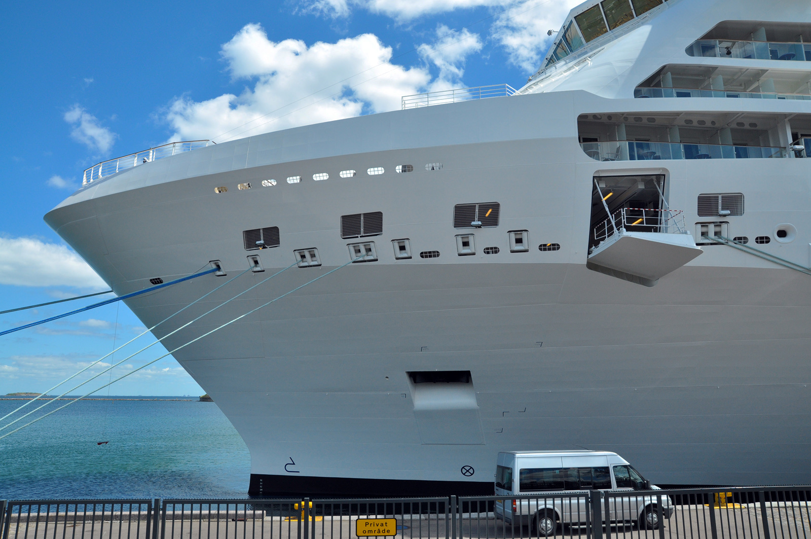 celebrity-eclipse15