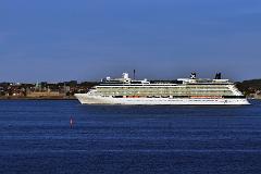 celebrity-eclipse28