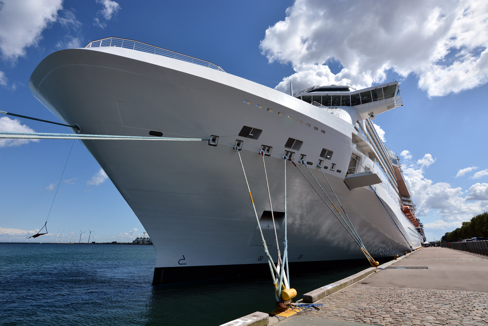 celebrity-silhouette2