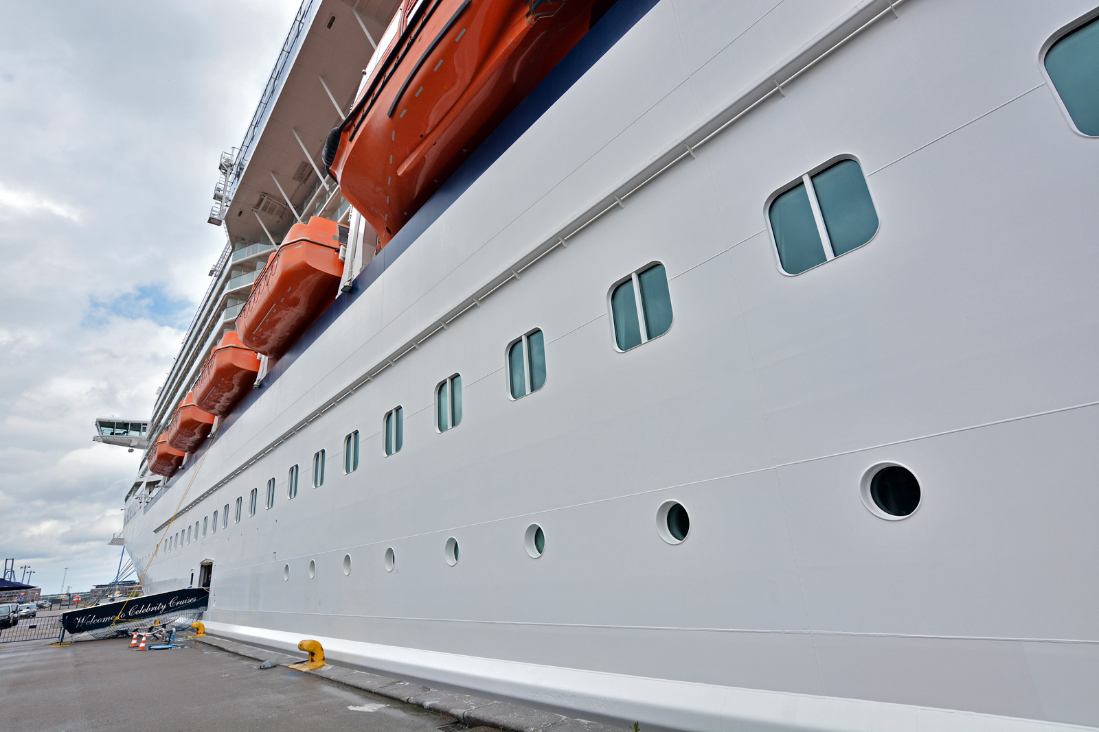 celebrity-silhouette20