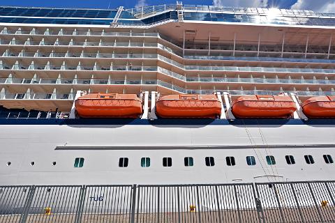 celebrity-silhouette4