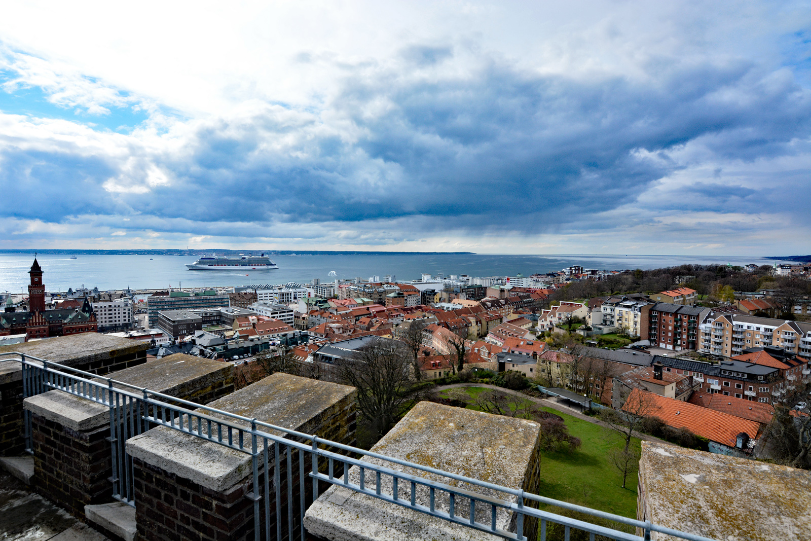 celebrity-silhouette-helsingborg14