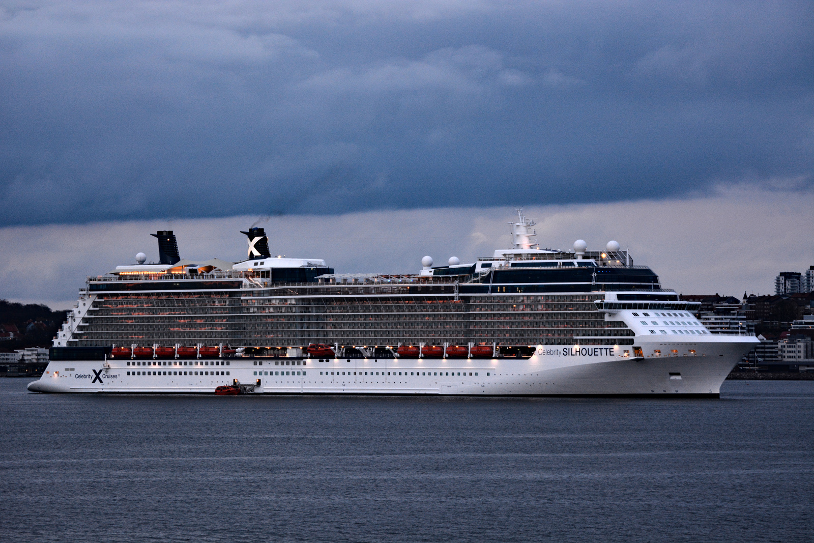 celebrity-silhouette-helsingborg22