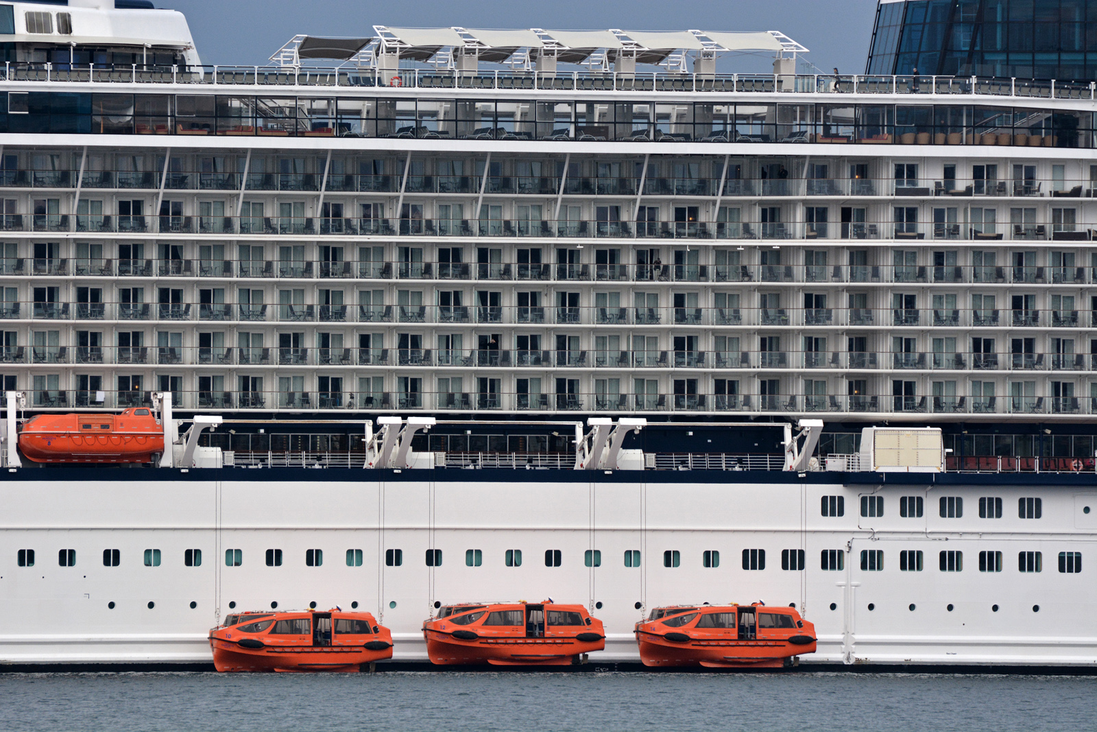 celebrity-silhouette-helsingborg4