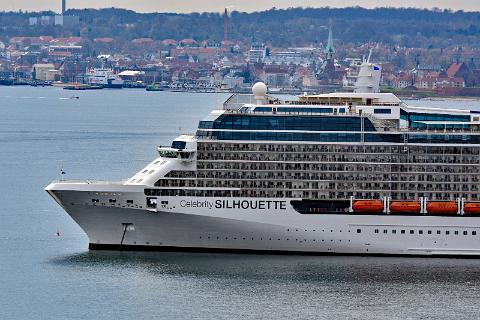 celebrity-silhouette-helsingborg11