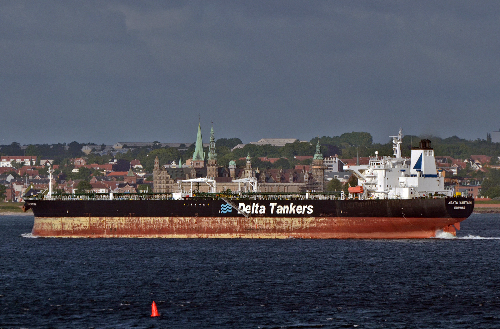 delta-captain6