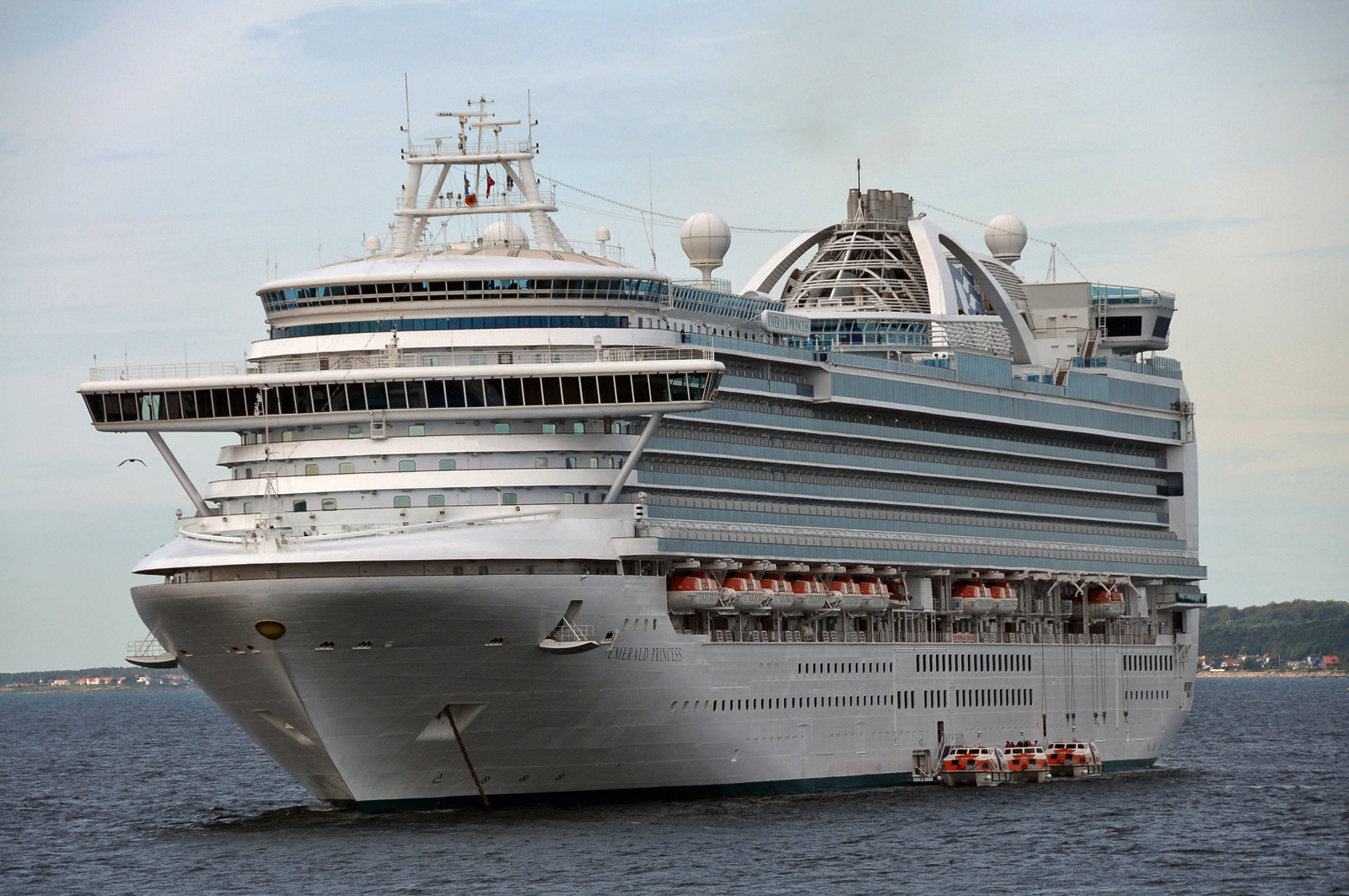 emerald-princess24