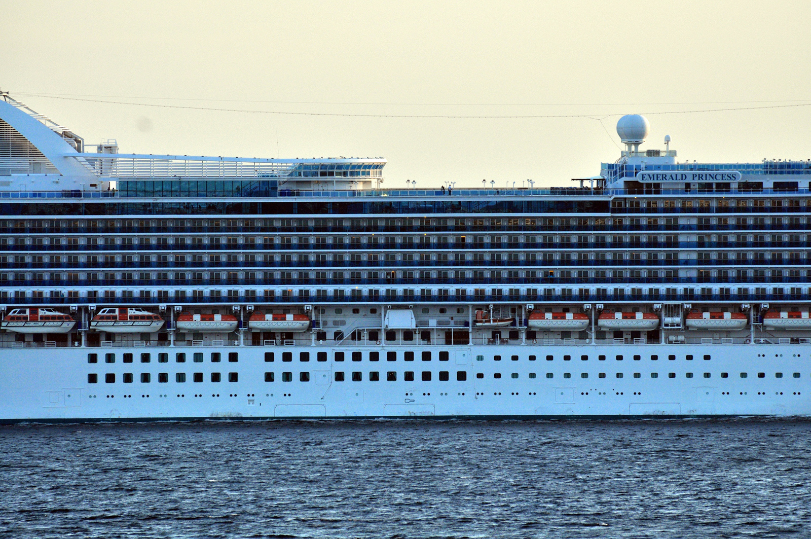 emerald-princess43