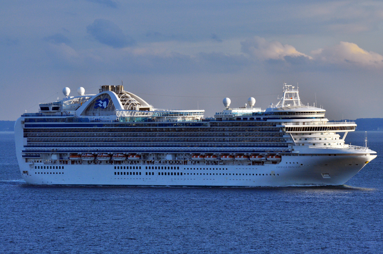 emerald-princess49