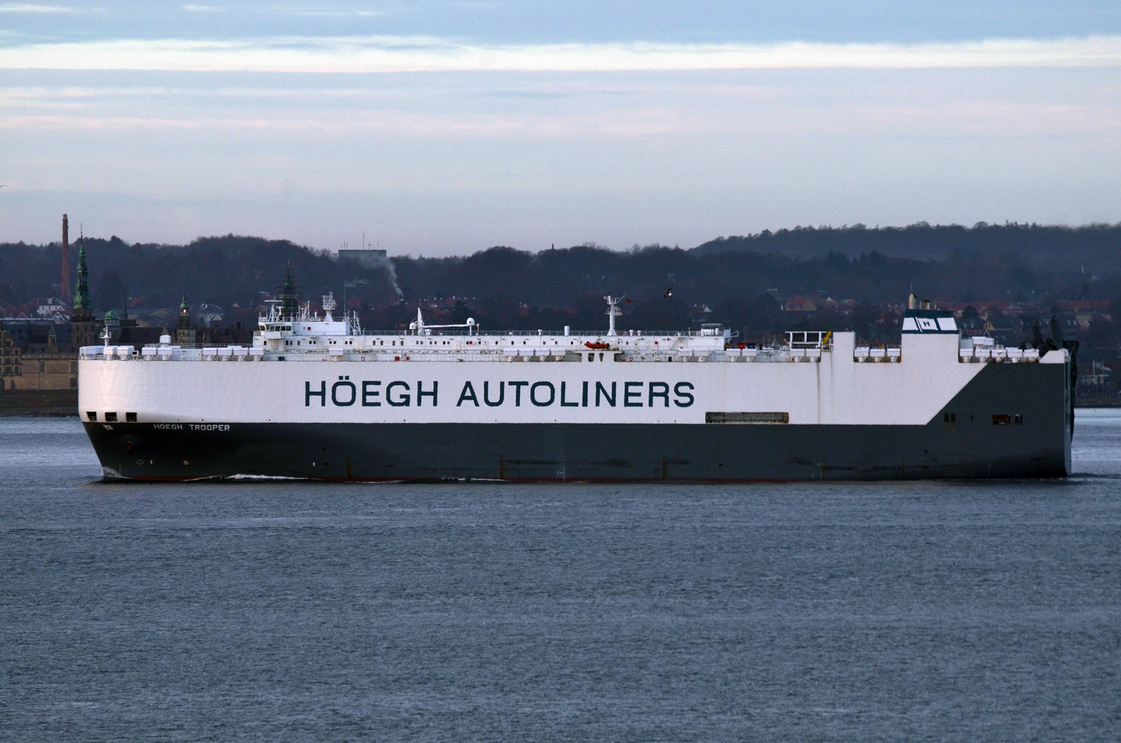 hoegh-trooper2