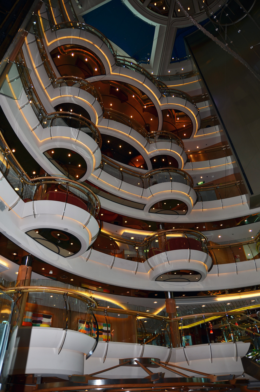 jewel-of-the-seas-interior13