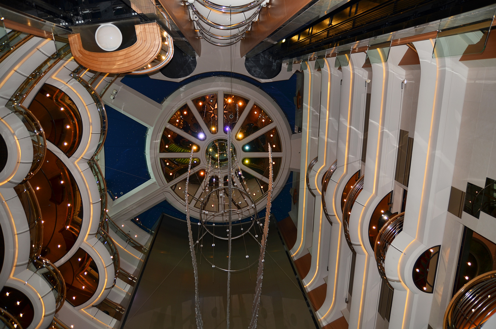 jewel-of-the-seas-interior14