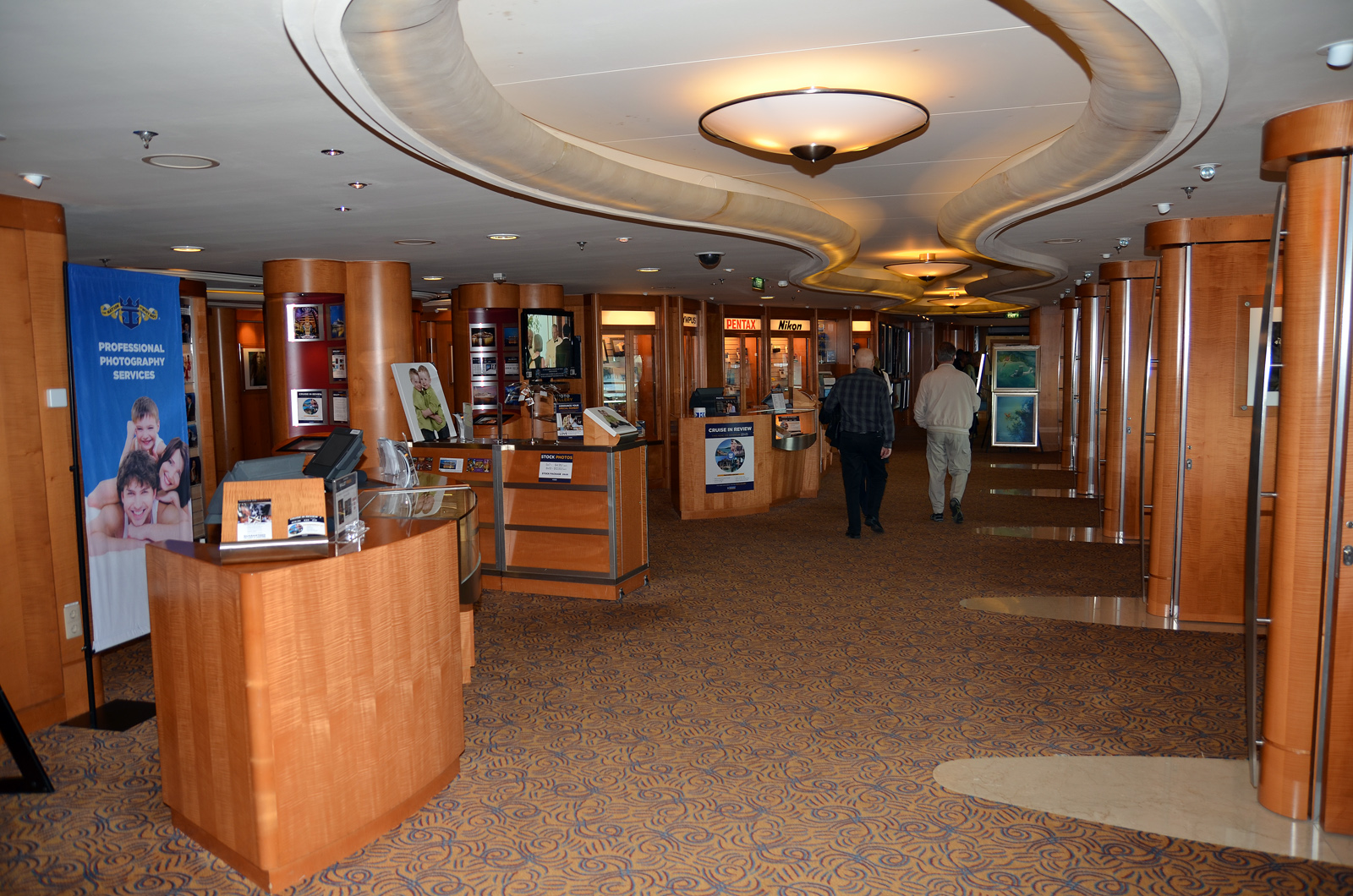 jewel-of-the-seas-interior25