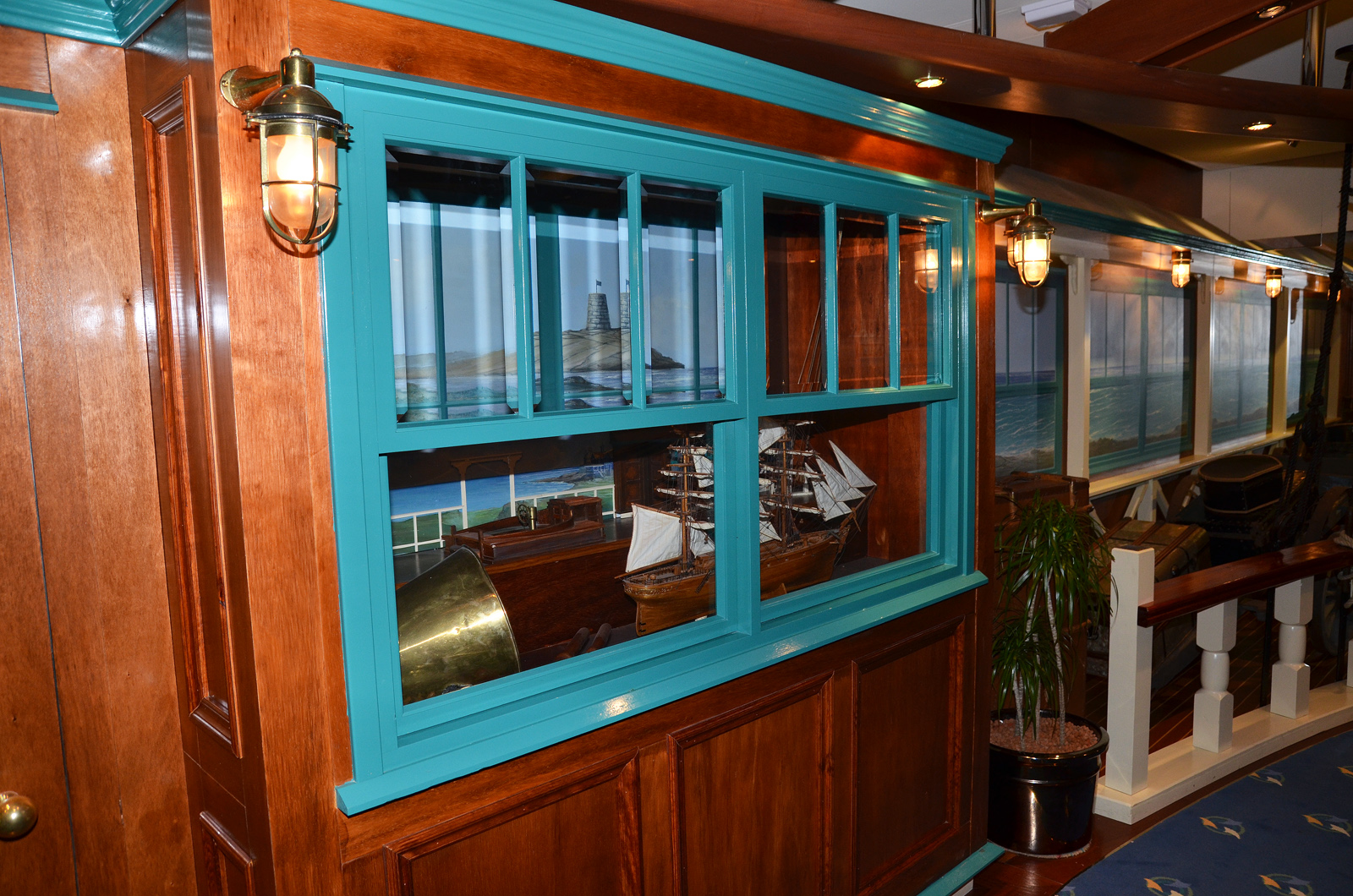jewel-of-the-seas-interior38