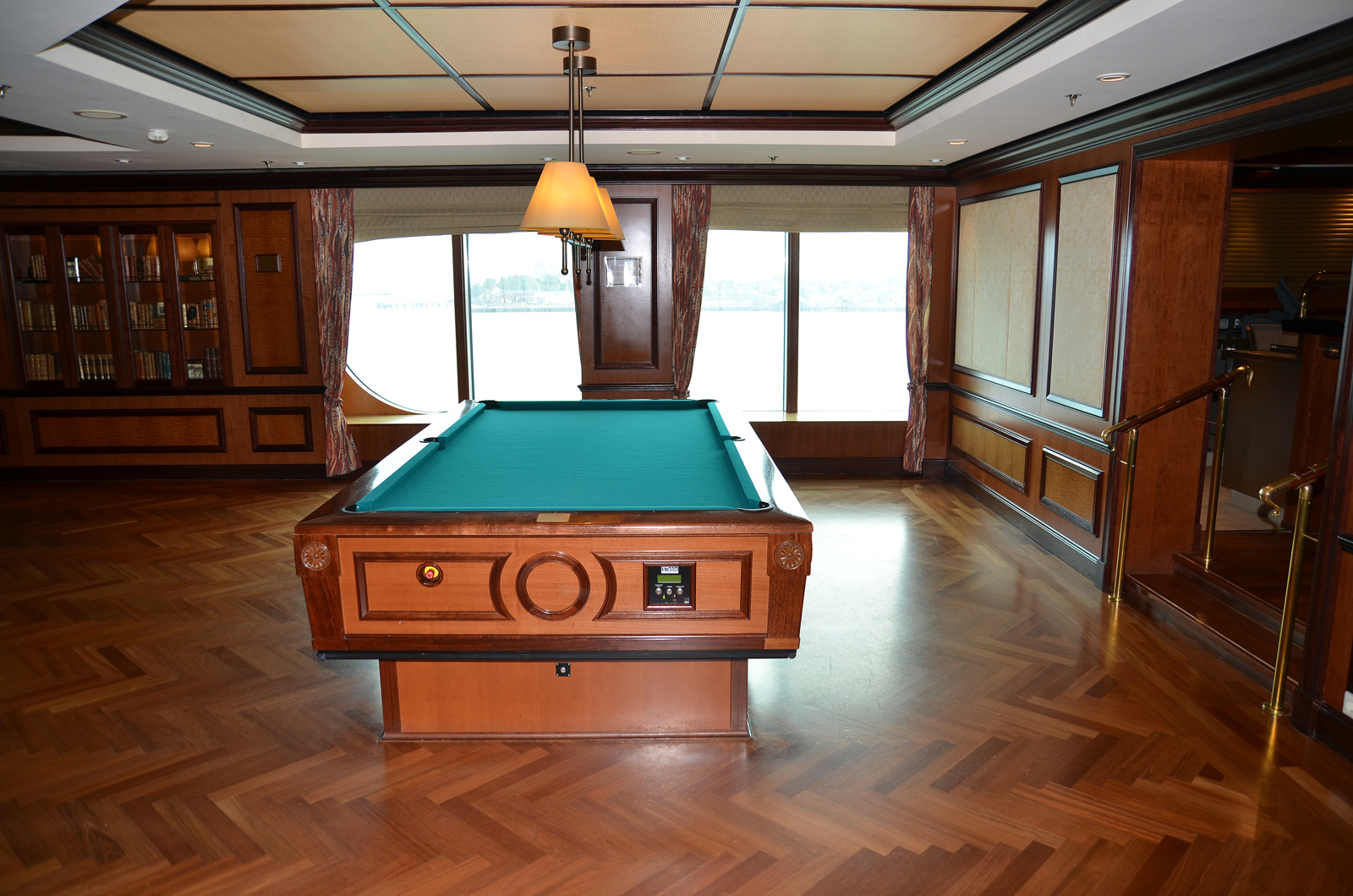jewel-of-the-seas-interior46