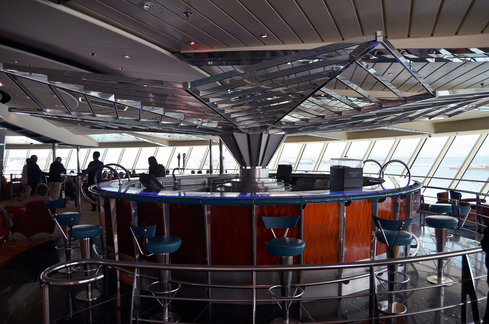 jewel-of-the-seas-interior54
