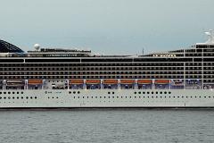 msc-magnifica4