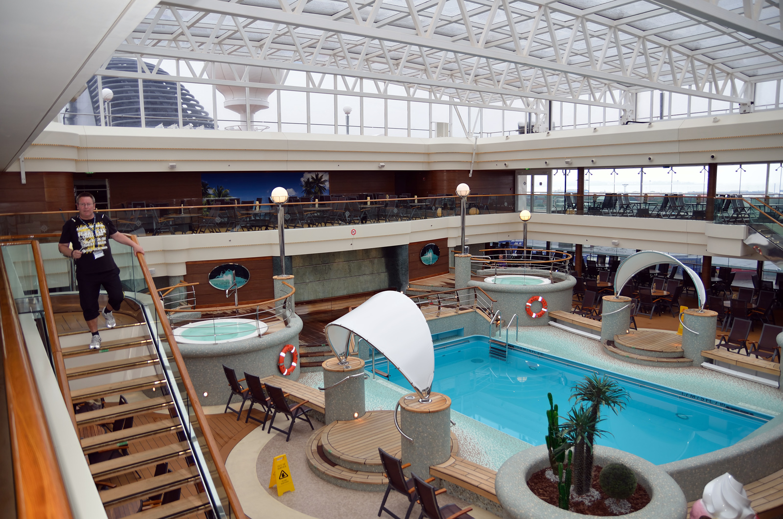 msc-magnifica-interior75