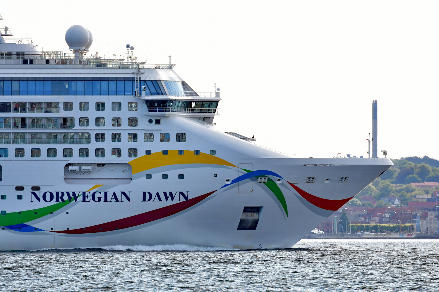 norwegian-dawn3