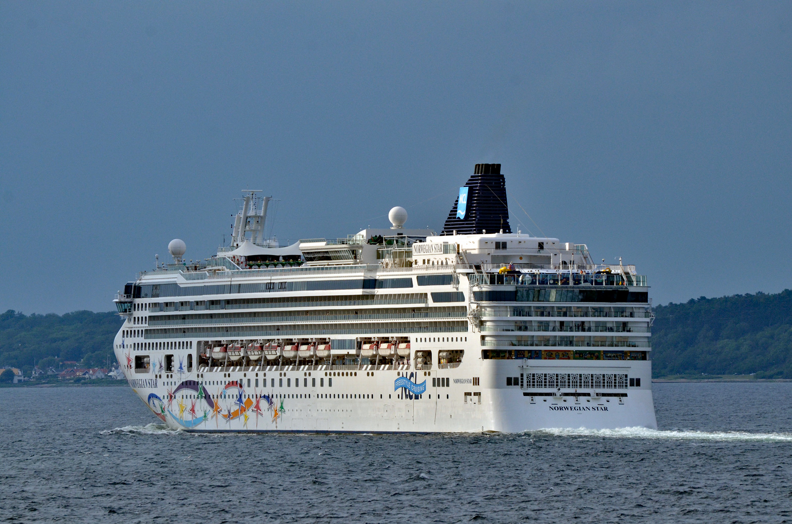 norwegian-star26