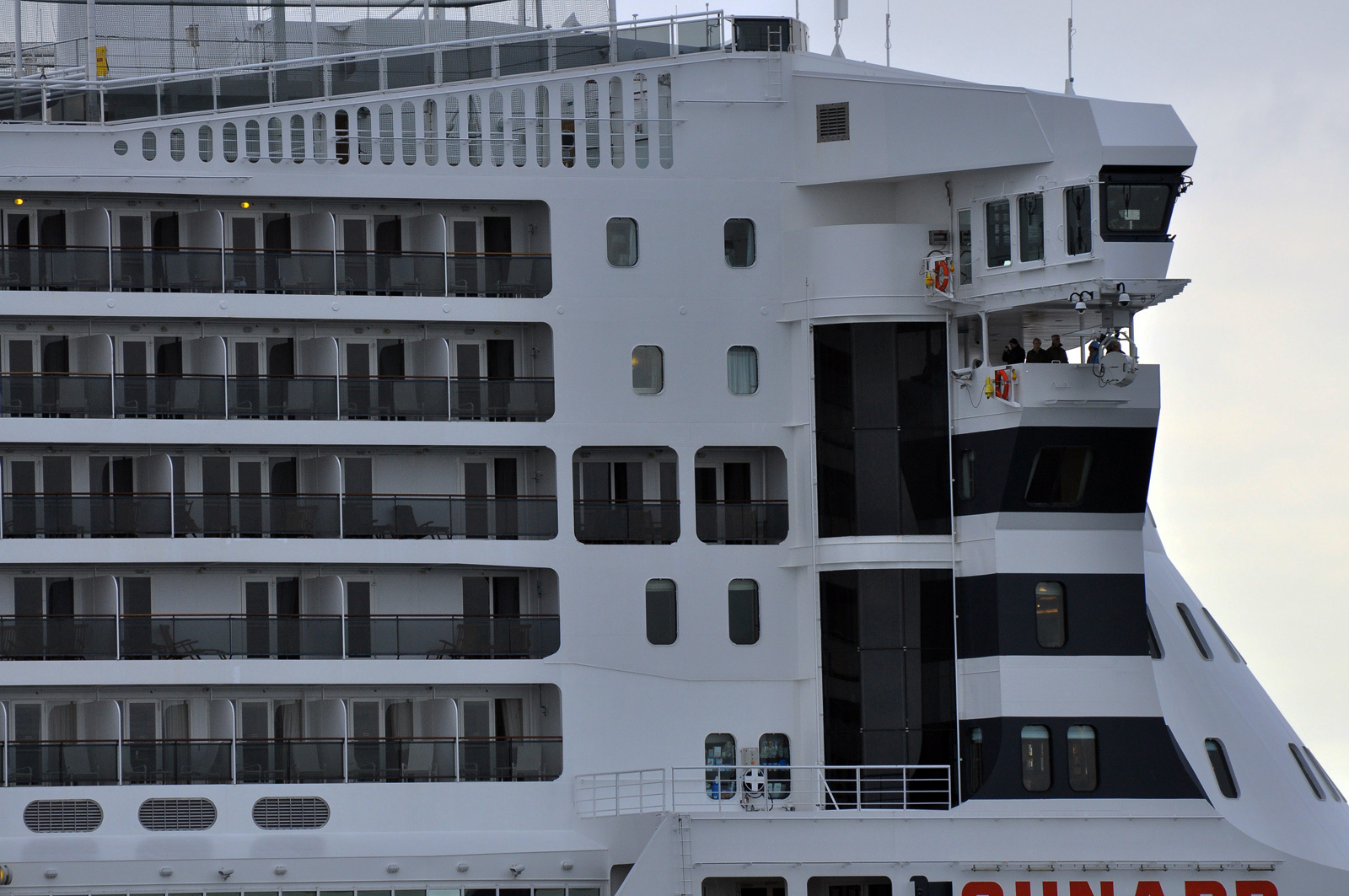 qm2-16