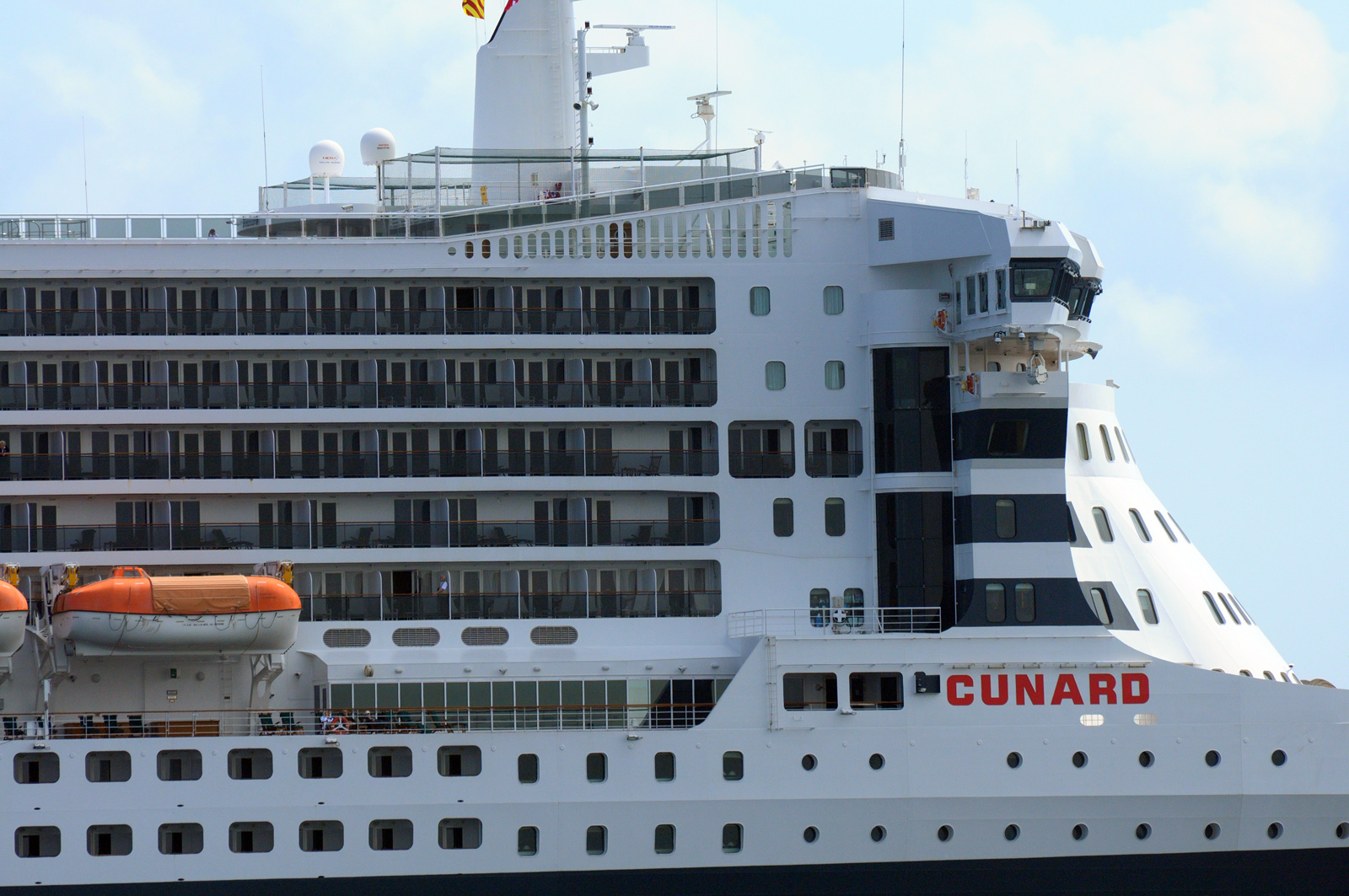 qm2-44