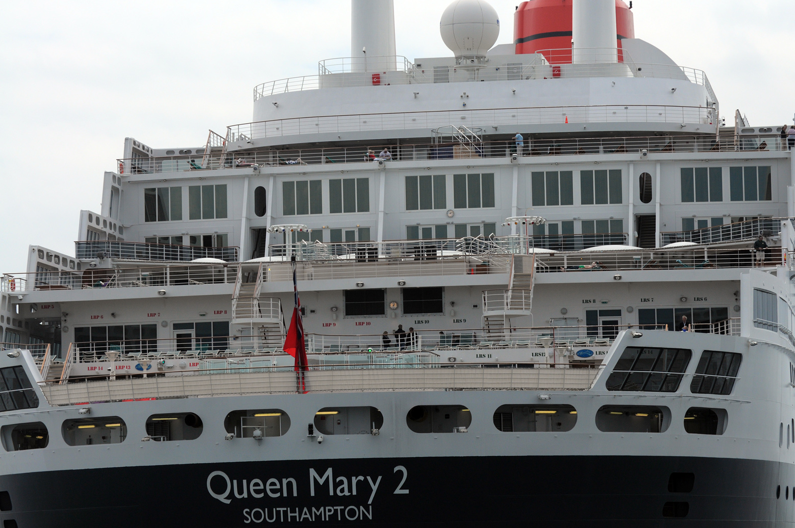 qm2-51