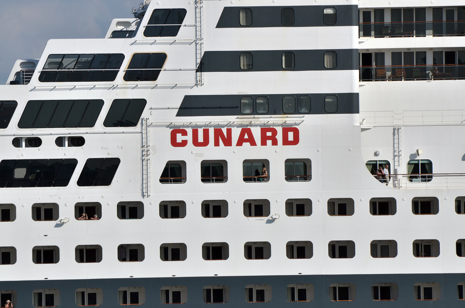 qm2-71