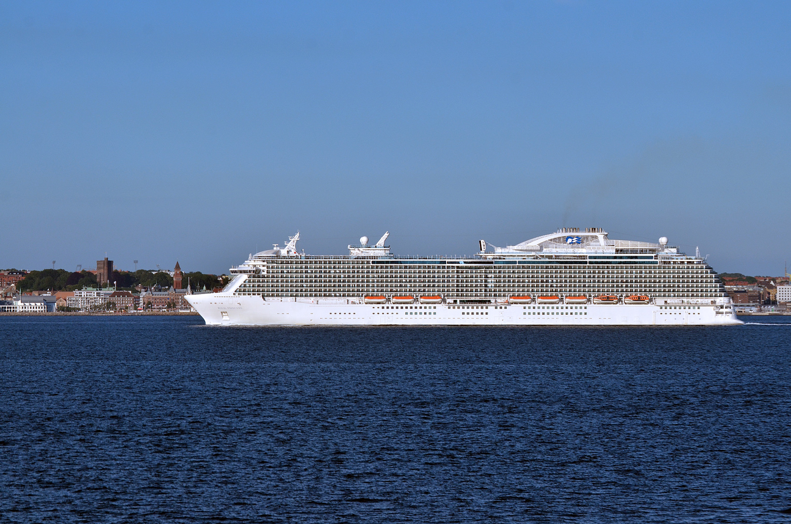 royal-princess39