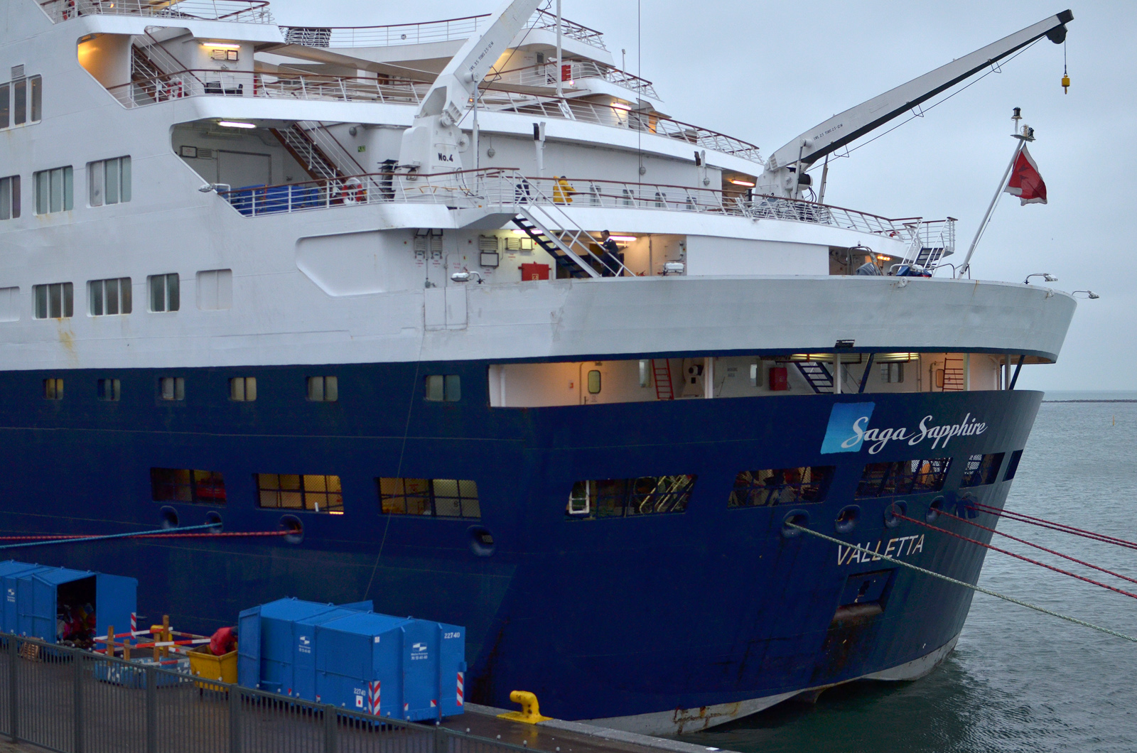 saga-sapphire3