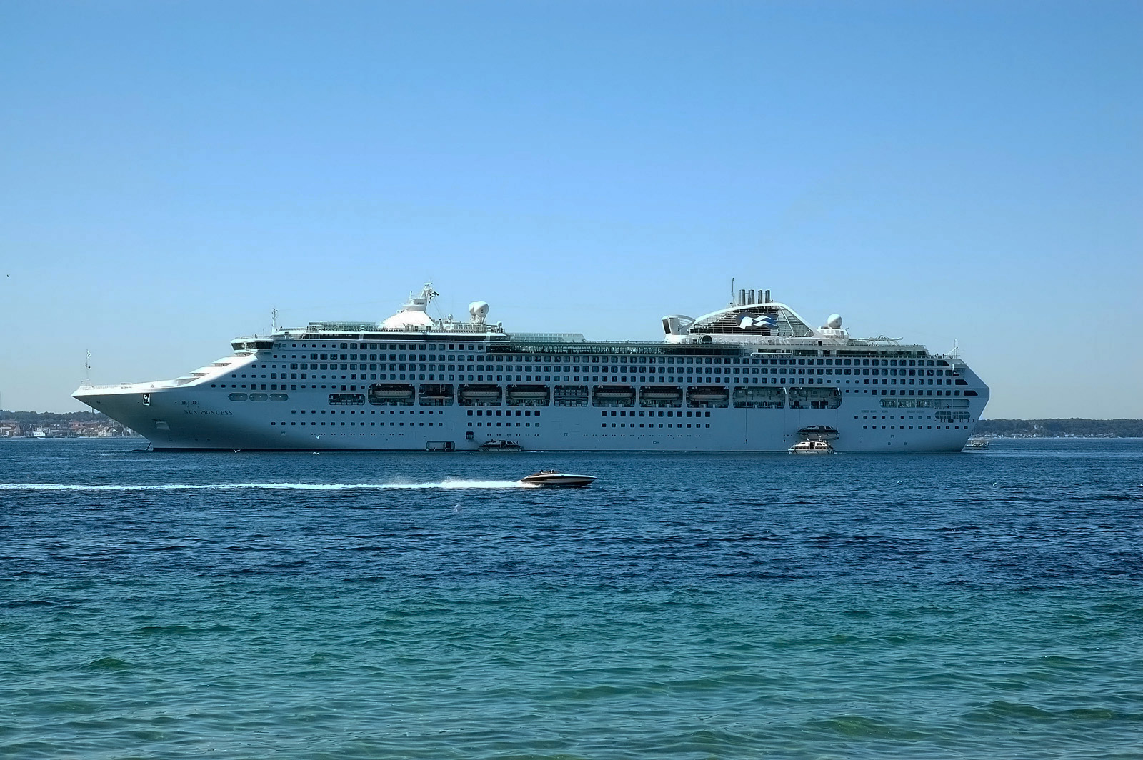 sea-princess2
