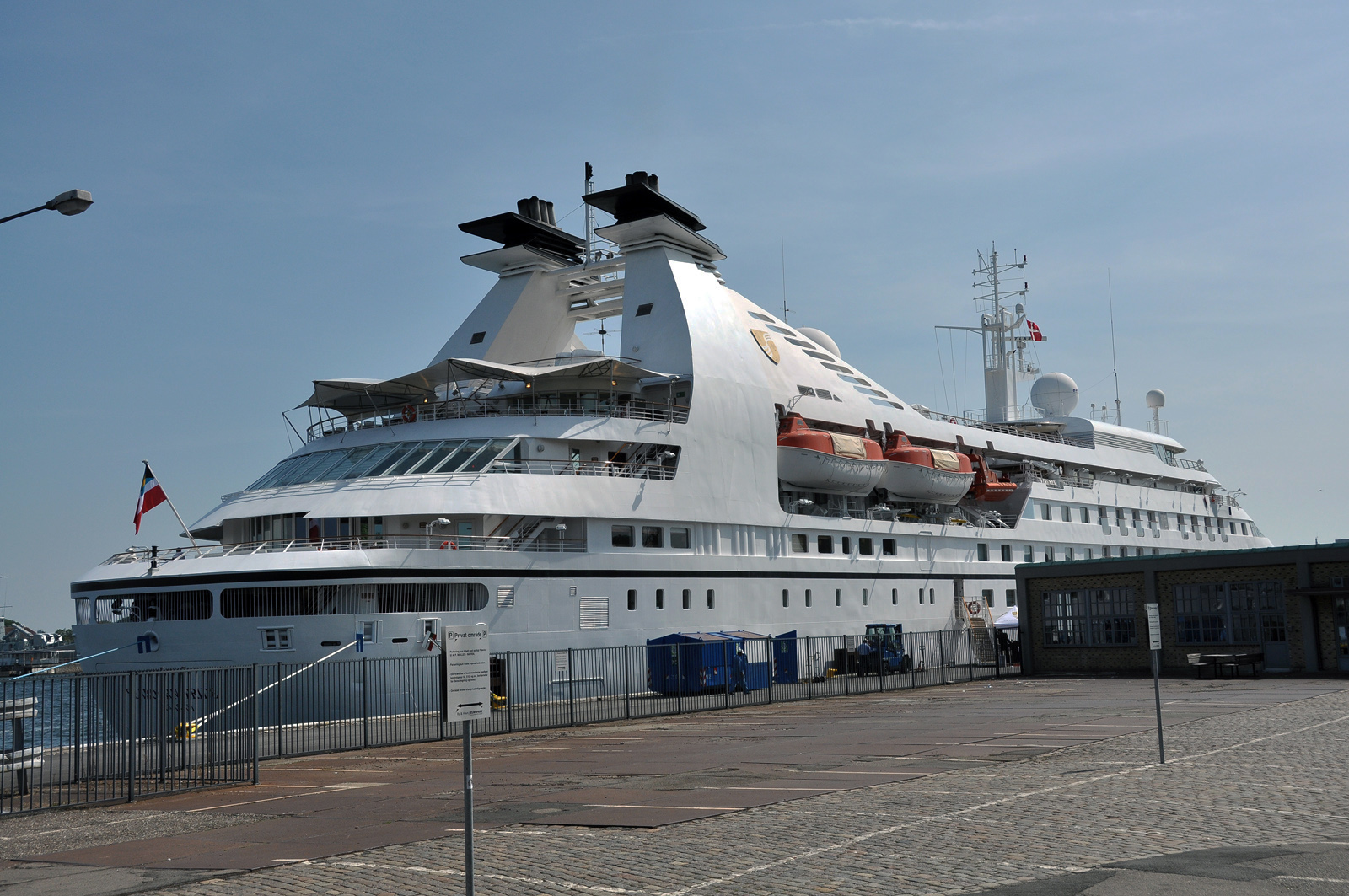 Seabourn-Pride1