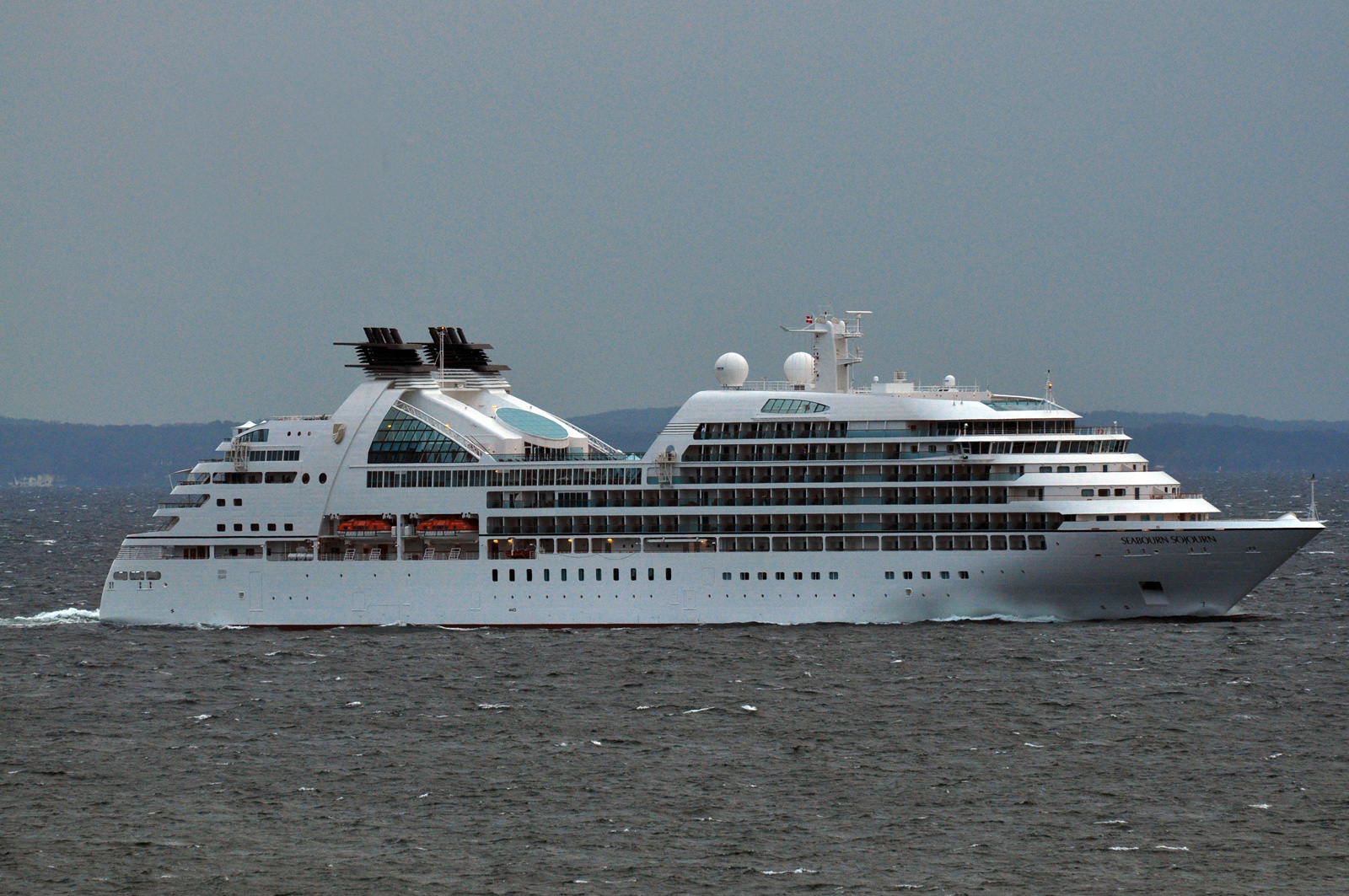 seabourn-sojourn1