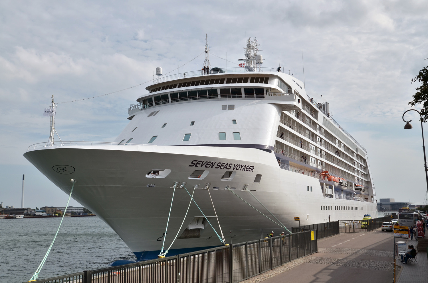 seven-seas-voyager13