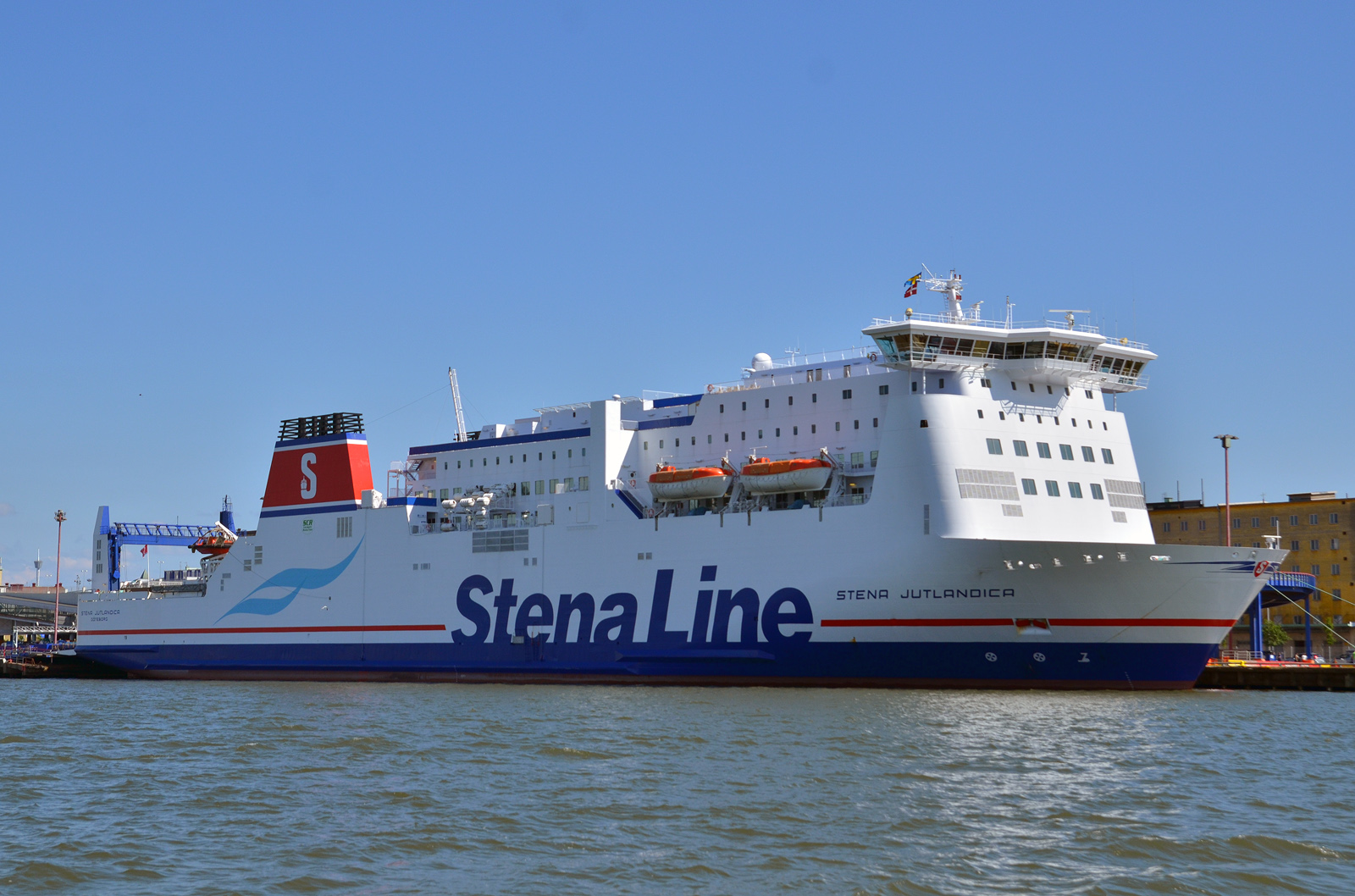 stena-jutlandica1
