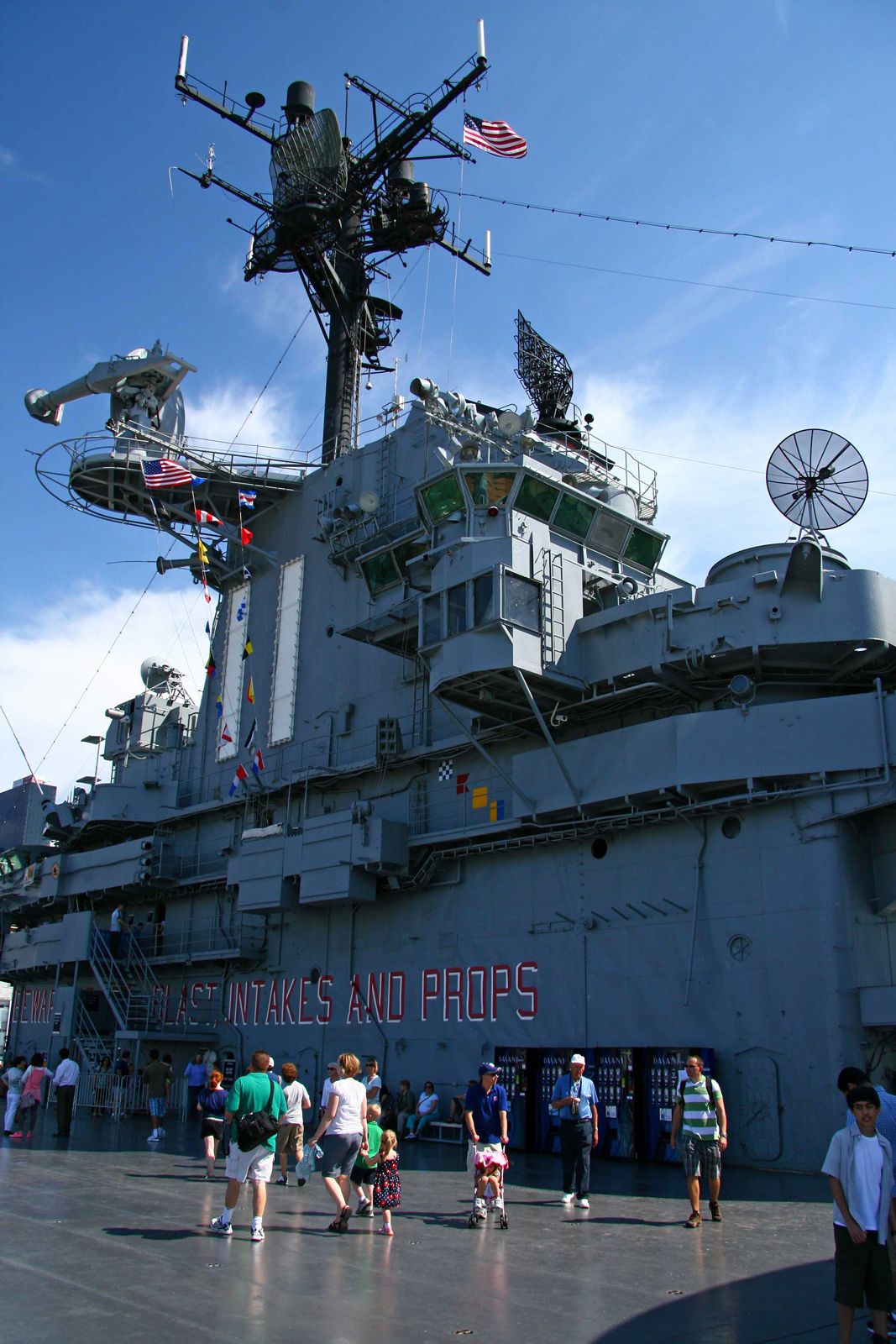 uss-intrepid3