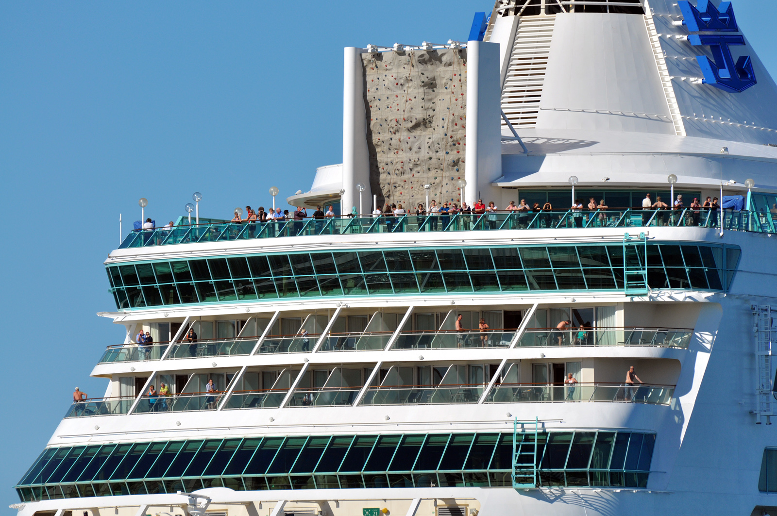vision-of-the-seas25